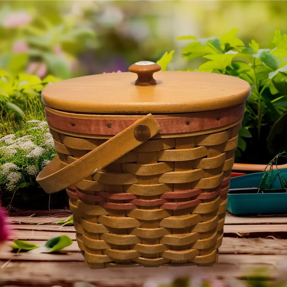 Longaberger Mother's Day Basket With Lid And Plastic Liner